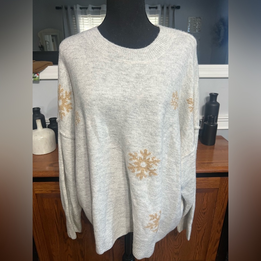 C & C California-Cozy Snowflake Sweater - Cream and Gold